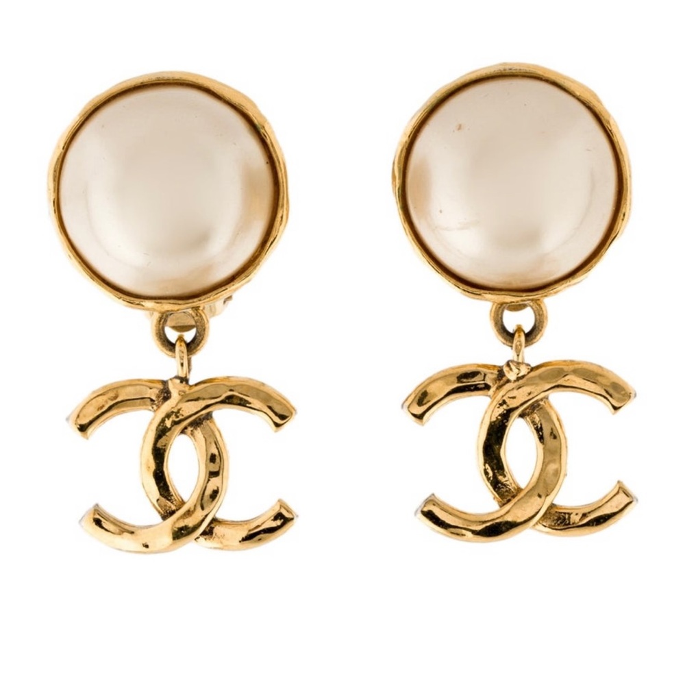 Chanel Faux Pearl CC drop Earrings Gold